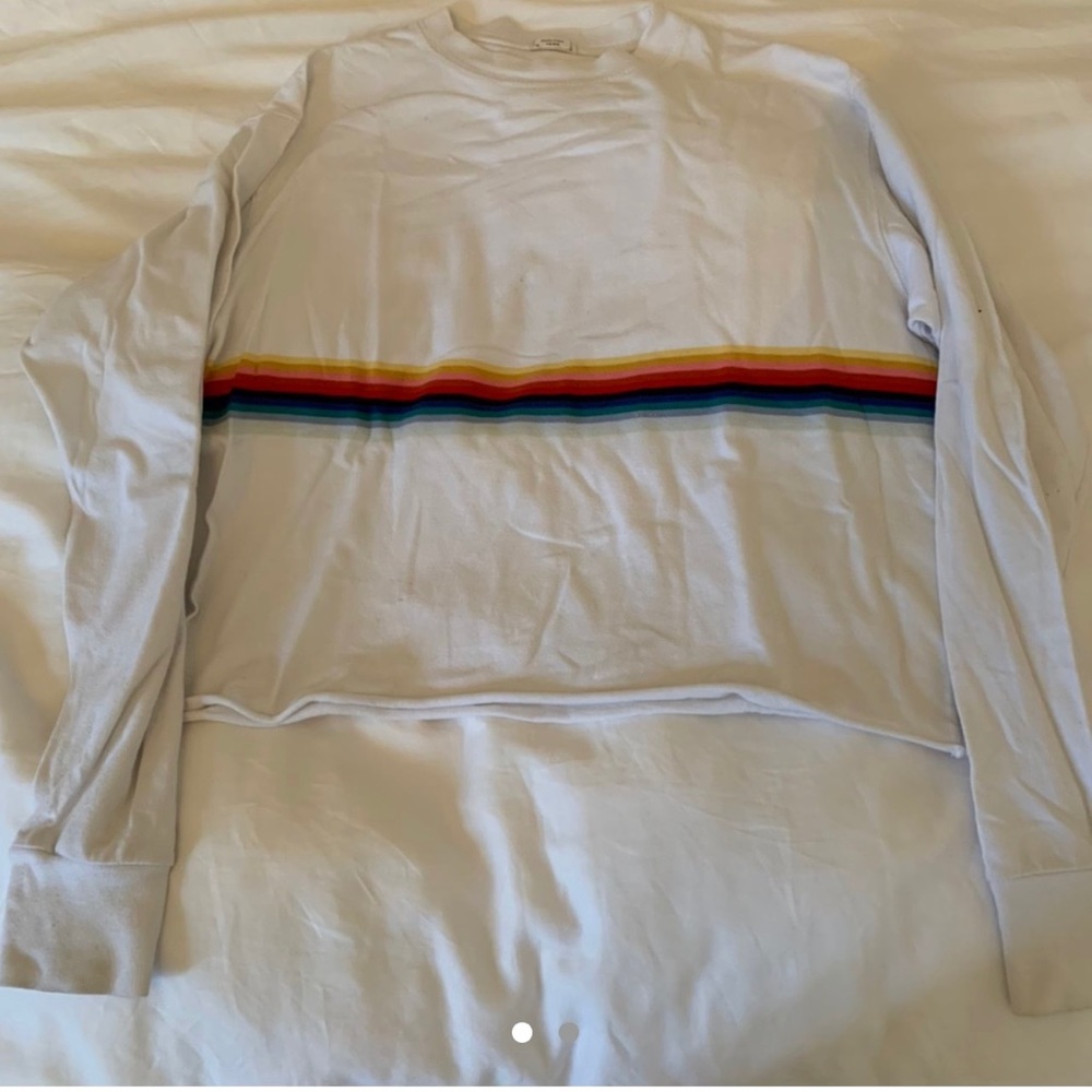 Brandy Melville Ling Sleeve Top